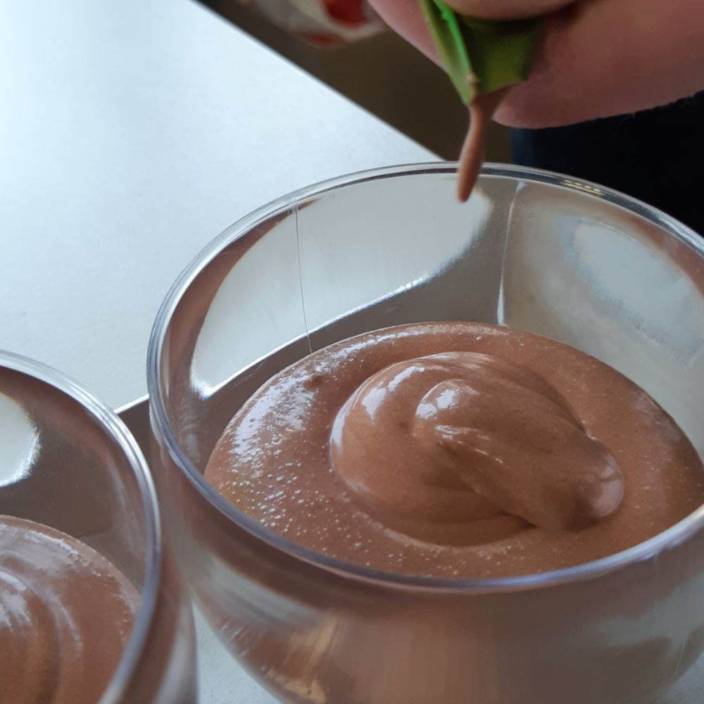 Olika varianter på vegansk chokladmousse med Felchlin, Maracaibo 65% mörk choklad