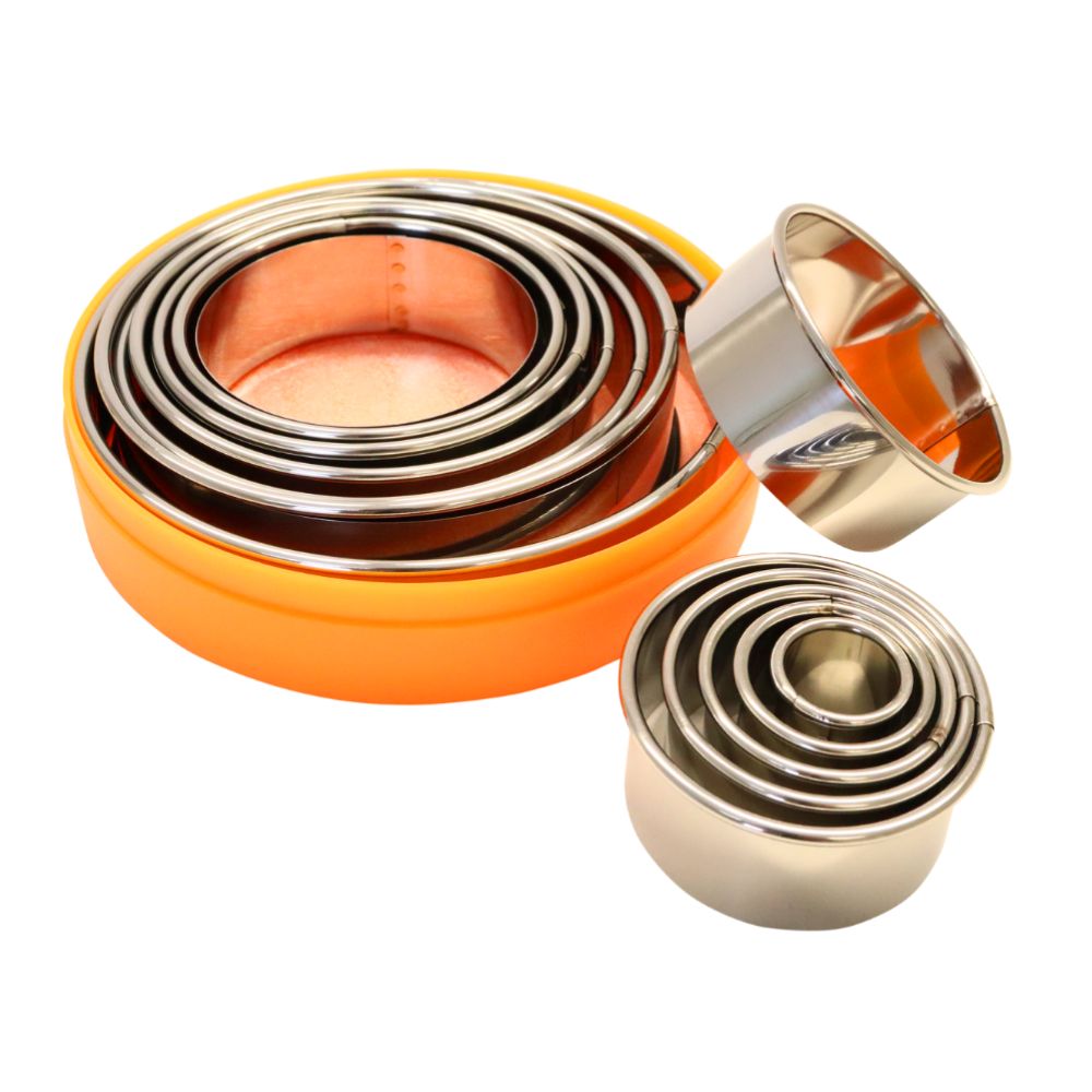 Set med utstickare (16 delar) rund, slät, 1 set