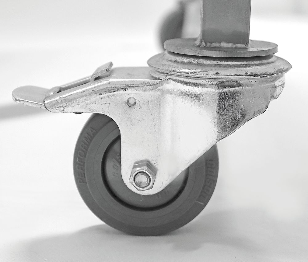 Förvaringsställ – Z-form, 600 x 400 x 1770 mm